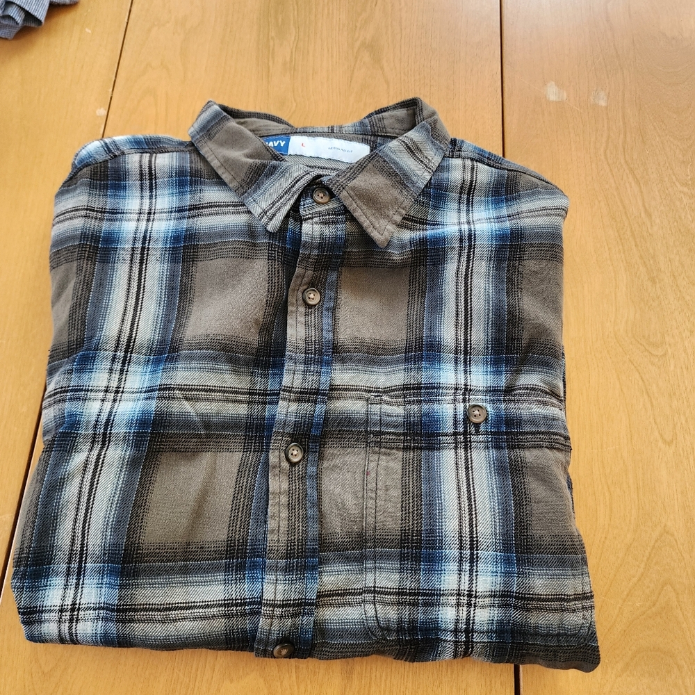 Mens Old Navy long sleeve flannel shirt sz XL